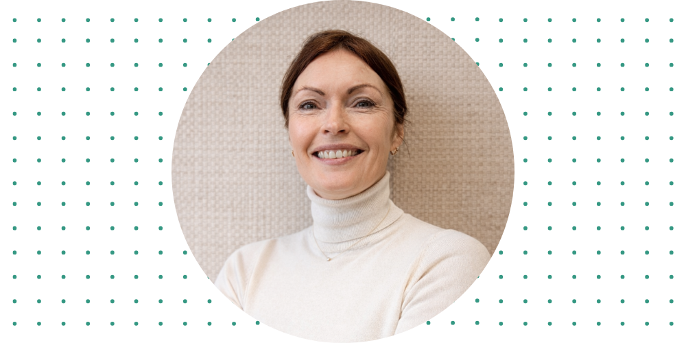 Linda Silberg, background with dots.